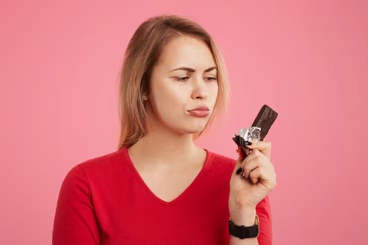 Entdecken Sie e-dym und e.l.f. contour liquid für makelloses Make-up mit e.l.f. contour liquid Anwendungstipps bei e-dym